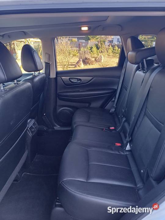 Nissan XTrail 16 DCi Xtronic Tekna 130 2017r Primastar