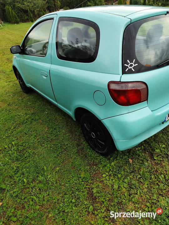 Toyota Yaris 10 benzyna 1999 r Tarnów sprzedam