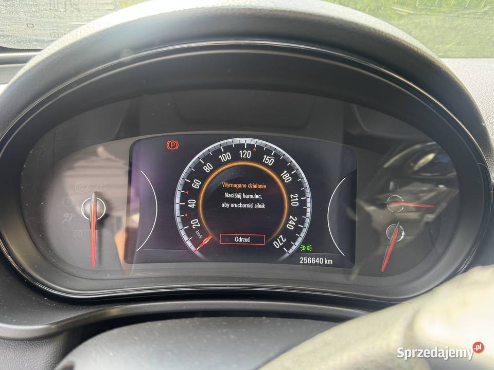 Samochód Opel Insignia 20 CDTI 130 2015r automat 256000km Brzesko