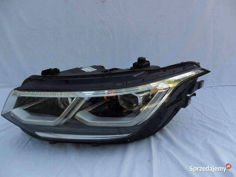 REFLEKTOR PRZÓD STRONA LEWA VOLKSWAGEN TIGUAN Lampy przednie Nowy Tomyśl