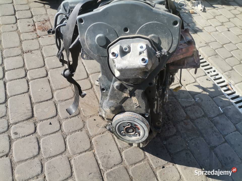 SILNIK NFU PEUGEOT 307 16 16V Silniki i osprzęt Nowy Sącz