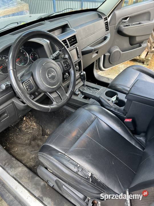 Jeep Liberty Sport 2013 37 USZKODZONY Jeep