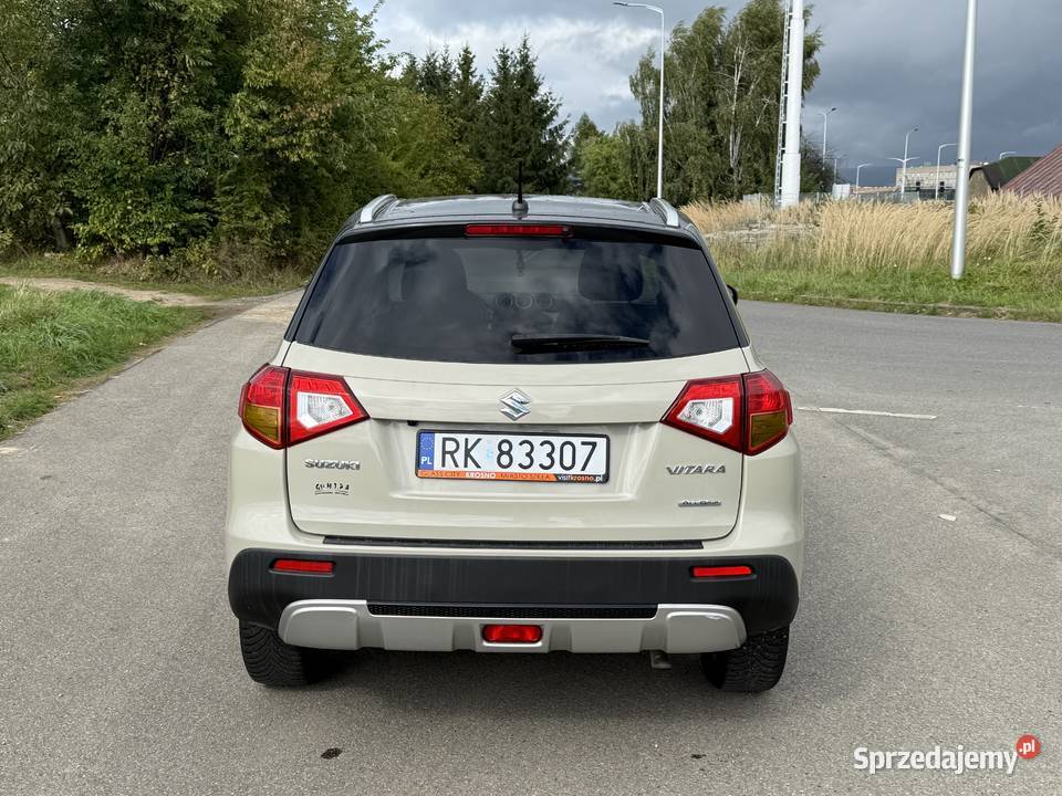 Suzuki Vitara 16 DDiS 4x4 2015 zadbany SUV 120KM Krosno sprzedam