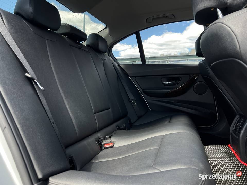 BMW 328 I 2013 wielofunkcyjna kierownica