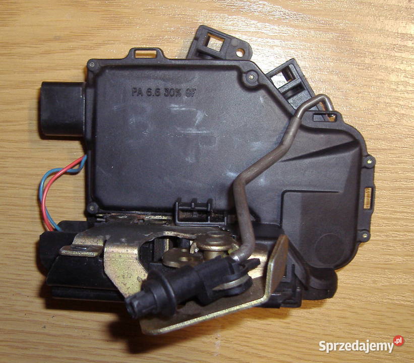 AUDI A6 C5 ZAMEK DRZWI TYŁ LEWY 4B0839015G Katowice