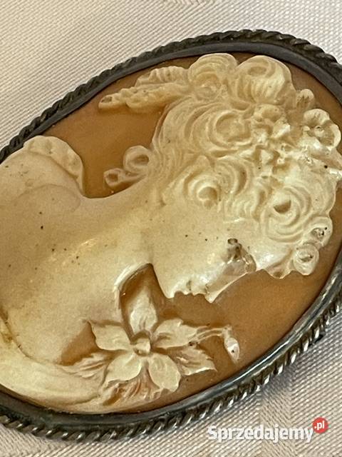 Kamea z naturalnej muszli brożka sprzedam