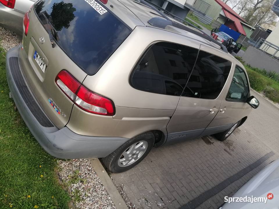 Toyota Sienna kolekcjonerska nieuszkodzony