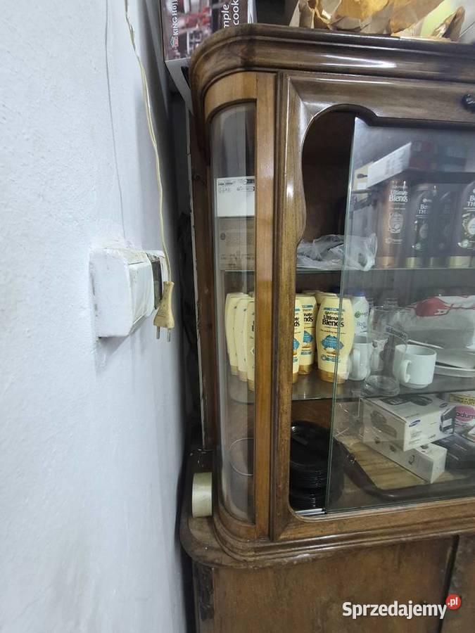 Sprzedam kredens piękny dwuczęściowy