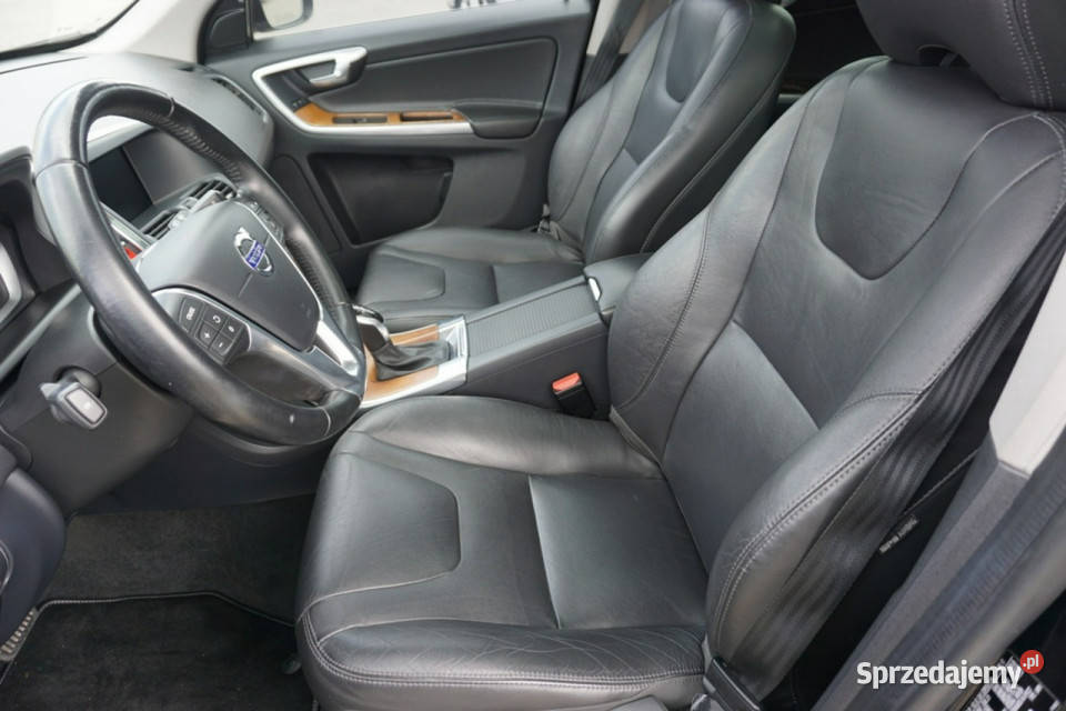 Volvo XC 60 T5 AWD 254 AUT Inscription fVAT I Lublin sprzedam