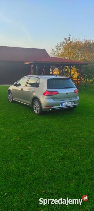 Sprzedam Volkswagena golfa 7 2018 Tylice sprzedam