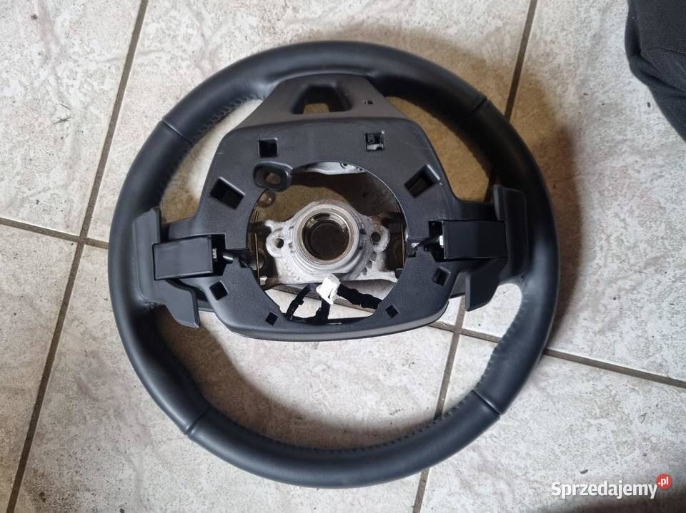 KIEROWNICA MULTIFUNKCJA TOYOTA COROLLA E21