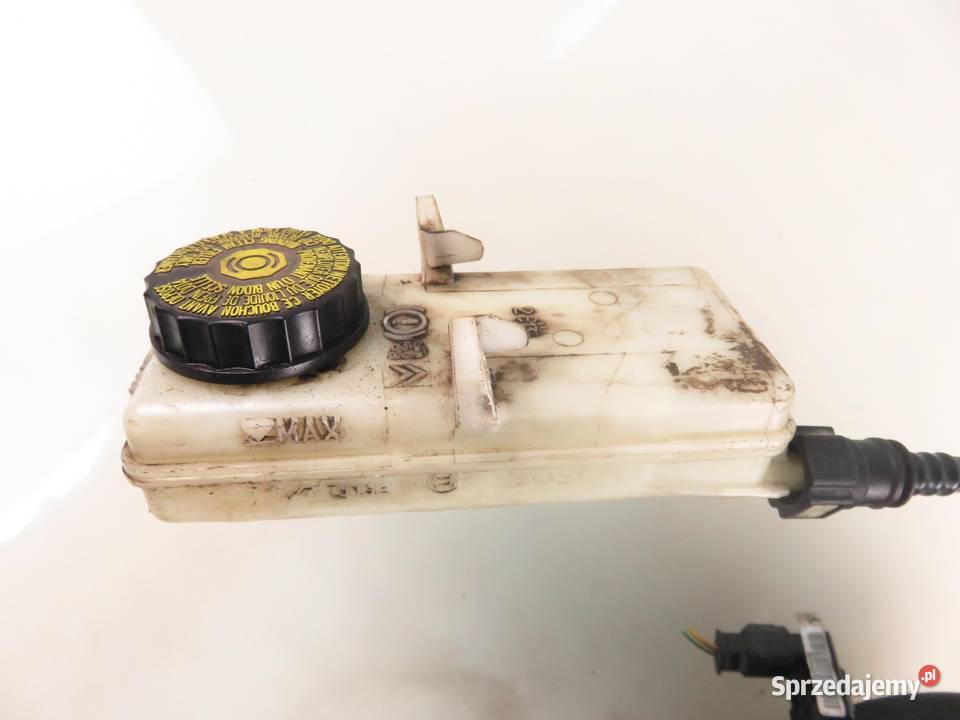 SERWO CITROEN DS4 16 HDi 115 9HD DV6C 0204711153 Motoryzacja