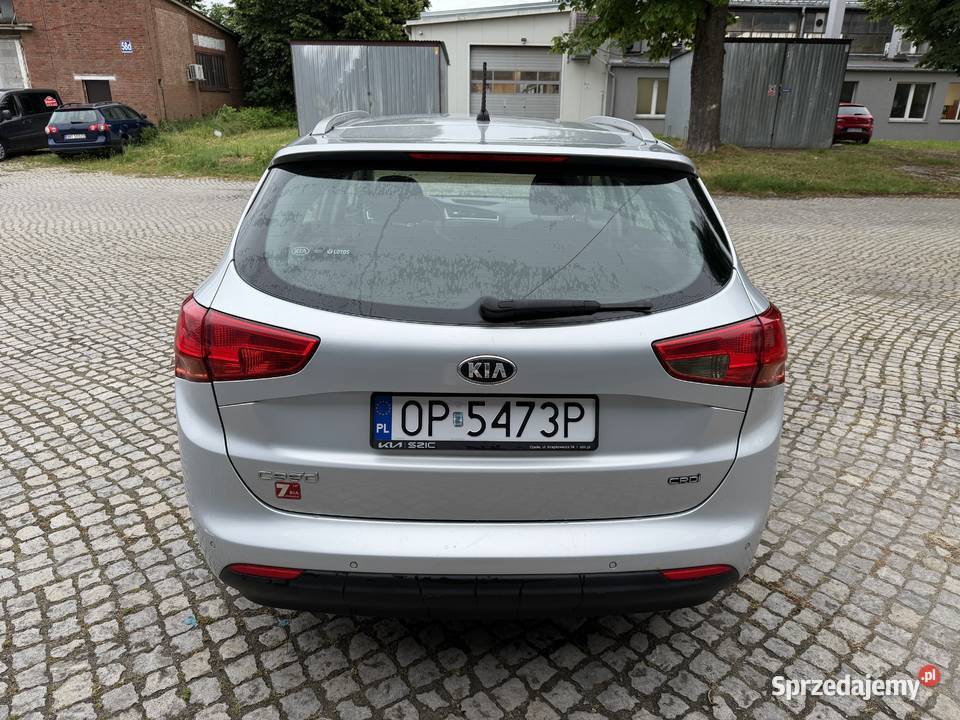 KIA CEED 14 cdrI s LIFT Kombi 2017r 186 Zadbany 186000km