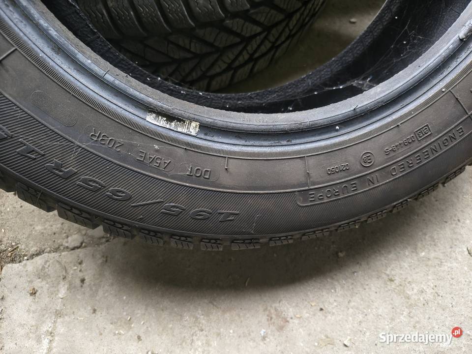 Opony zimowe Dębica Frigo 19565 R15 Opatowiec sprzedam