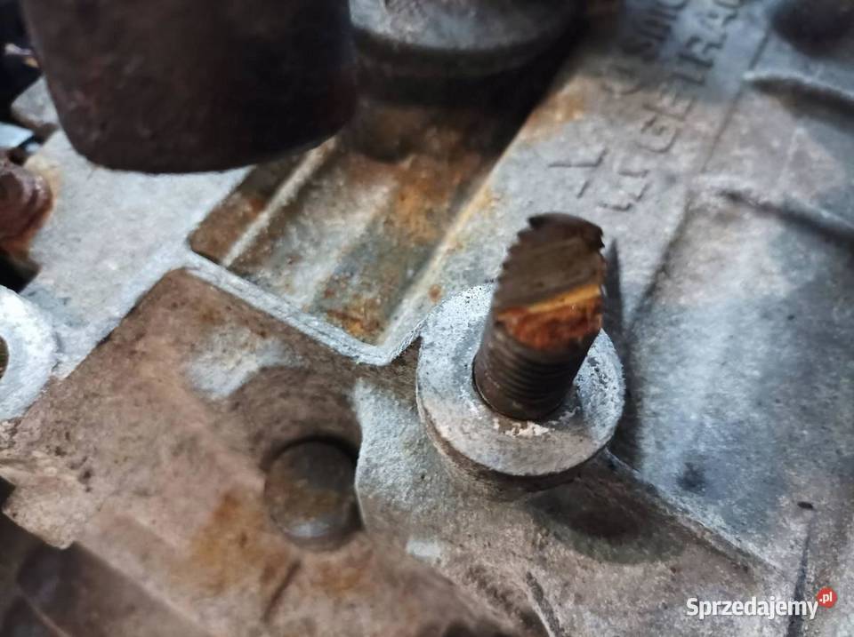 SKRZYNIA BIEGÓW PMN130195 15 D Mitsubishi Colt Układ napędowy