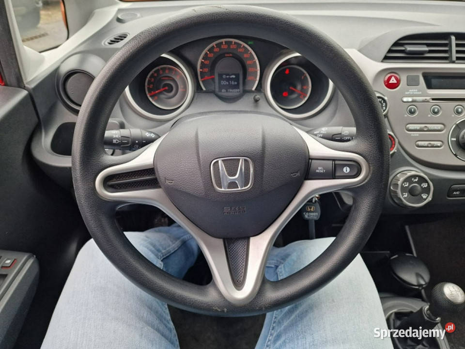 Honda Jazz 12 Benzyna 90 Klimatyzacja Dwa Klucze nieuszkodzony Samochody osobowe Słupsk