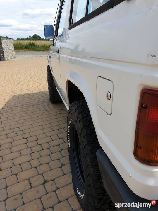 Mitsubishi pajero I 1988r 25 Diesel 152 bez Humniska