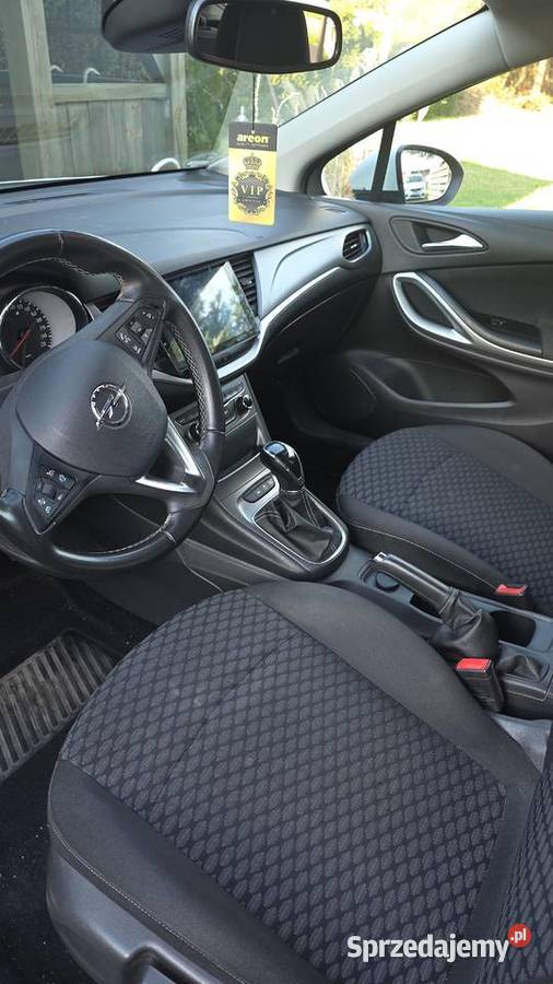 Opel Astra 16 CDTI Sports Tourer Active biały Dębica