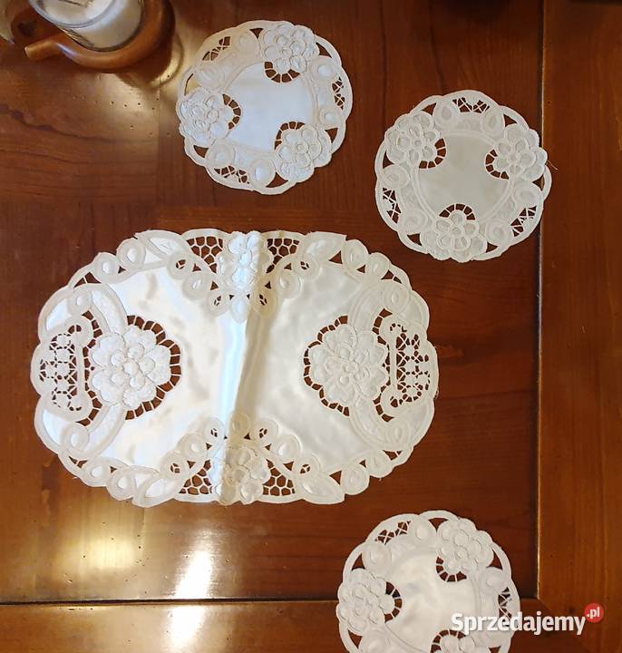 SERWETKI haftowane ręcznie wykonane komplet inny kolor Lublin