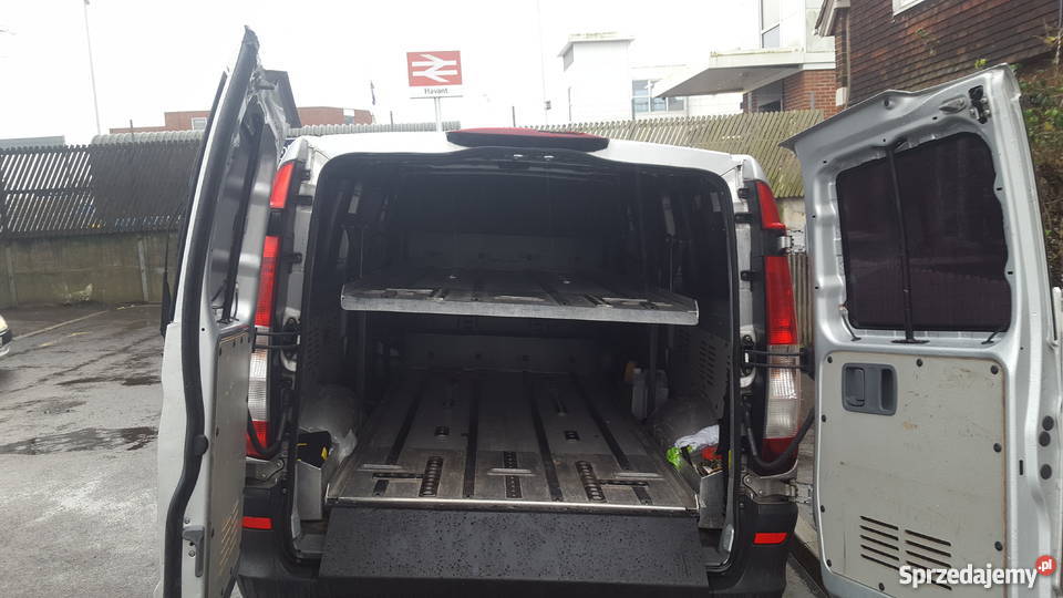 Karawan pogrzebowy platforma Rok produkcji 2007 Stalowa Wola sprzedam