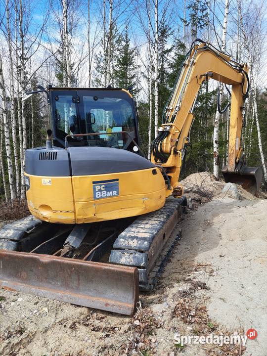 Komatsu PC88MR dodatkowo łyżki i pług Gąsiennice Lwowiec