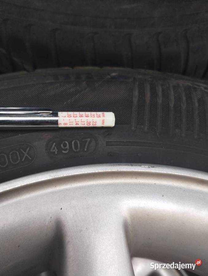 Koła 13 na alufelgach i zapas na stalowej Toruń