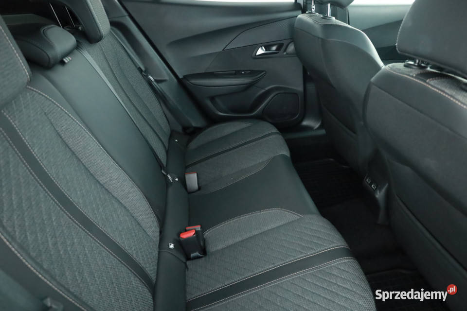Peugeot 2008 12 PureTech 4/5