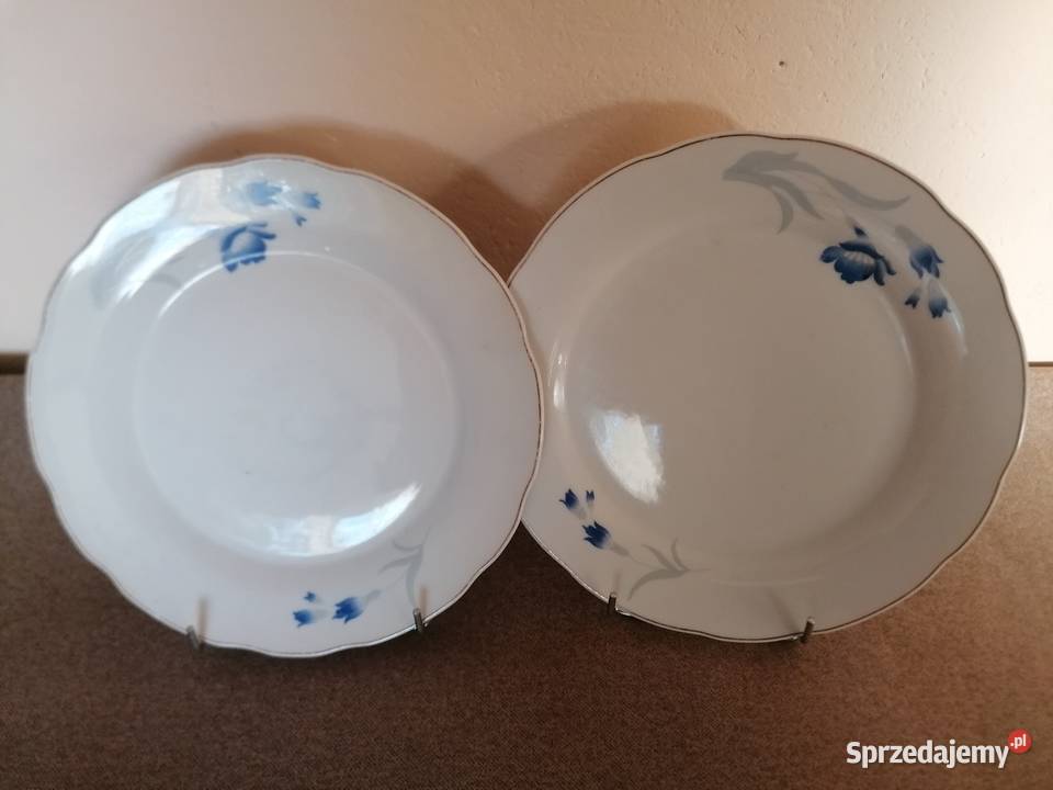 Talerz płytki 225 dekorowany niebieskimi