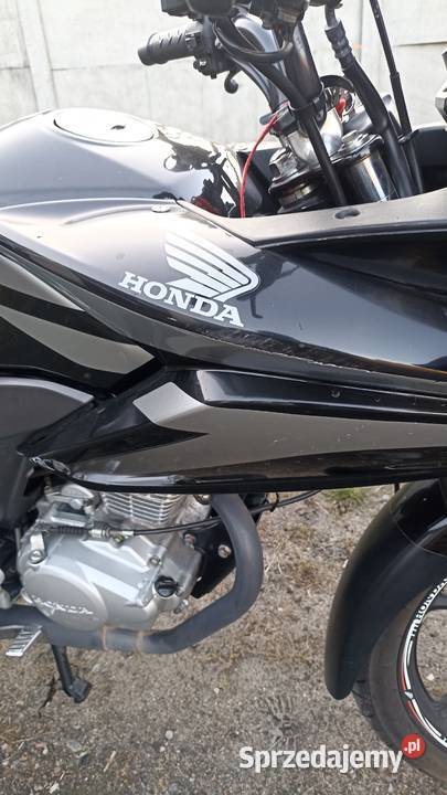HONDA CBF 125 2012r 17 350 łódzkie Łask