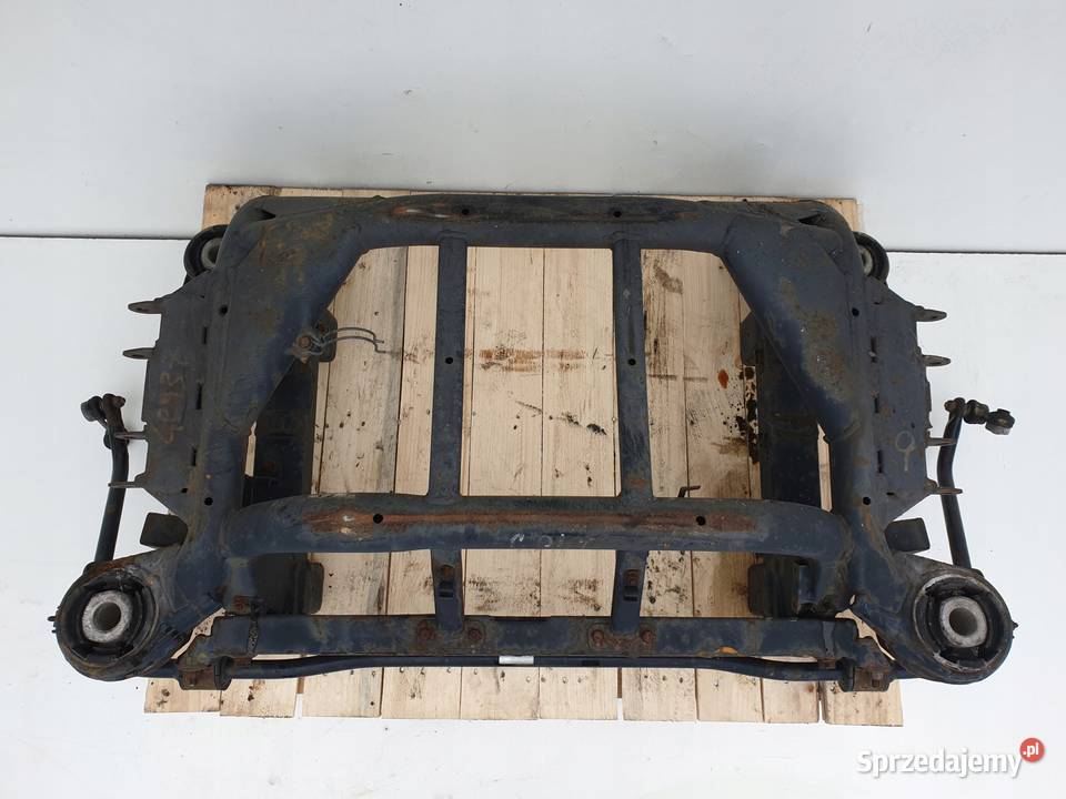 Maserati Granturismo 47 V8 TYLNE SANKI TYŁ BELKA Rudka