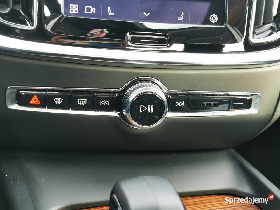 B5 mild hybrid Automat AWD 4x4 Dokumentacja nieuszkodzony Warszawa