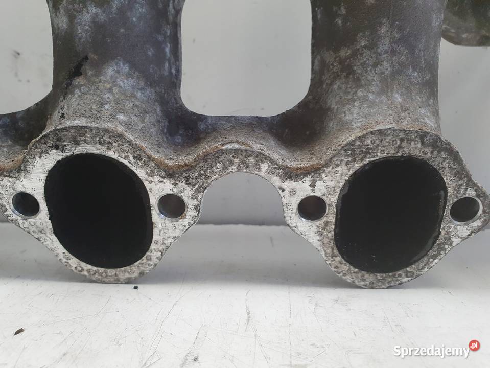 Volvo S80 V70 II 25 TDI KOLEKTOR SSĄCY Janów