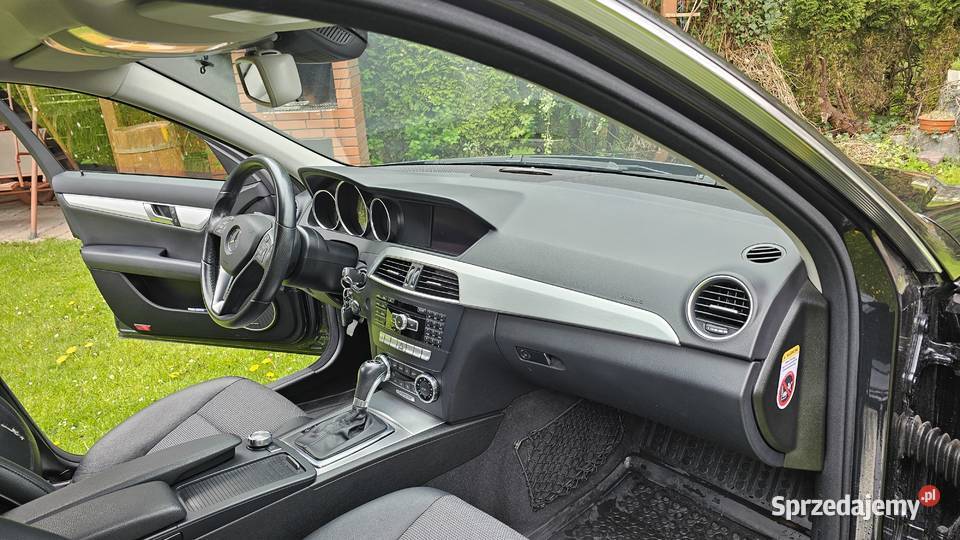 MercedesBenz Klasa C W204 18 Mercedes C250 CGI wielofunkcyjna kierownica sprzedam