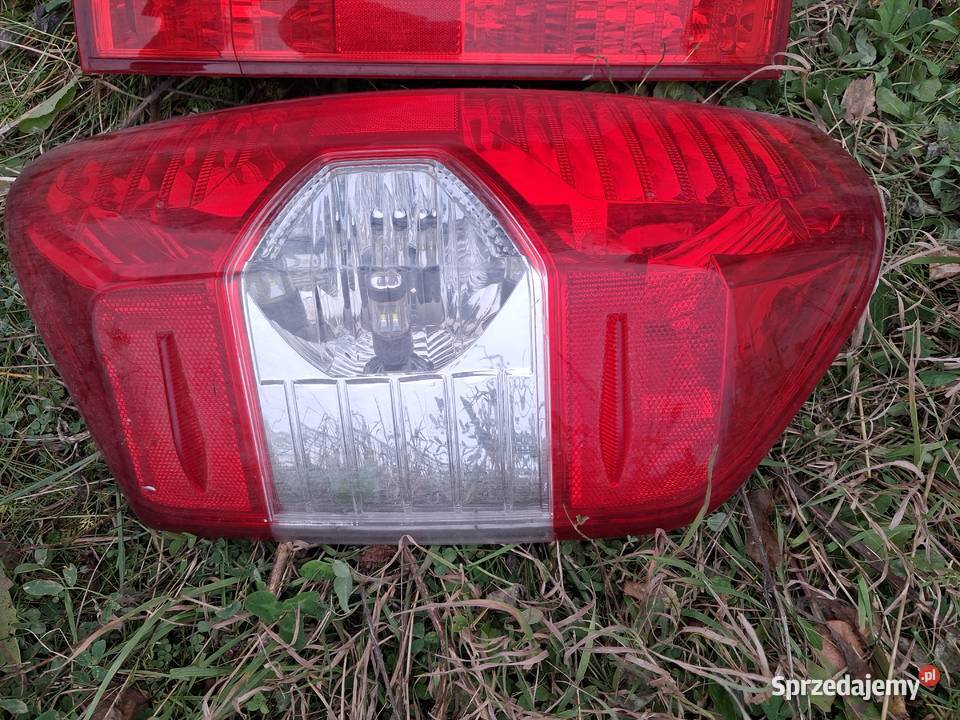 Lampa tył tylne a Toyota tundra pickup 2016 osobowe Sierakowice