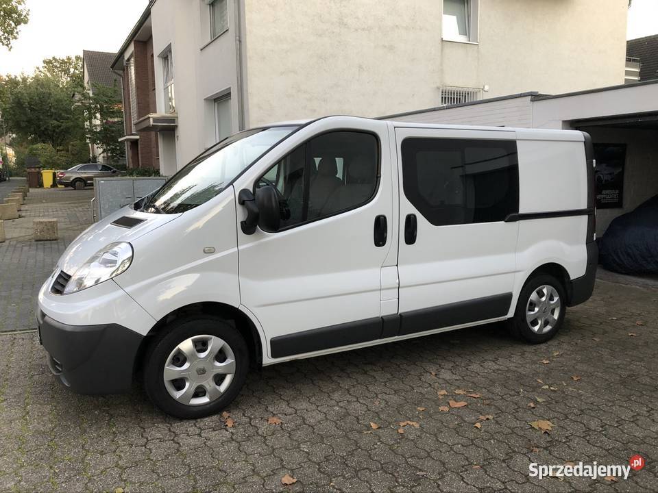 Zadbany Renault trafic Napęd przednia oś Świdnica