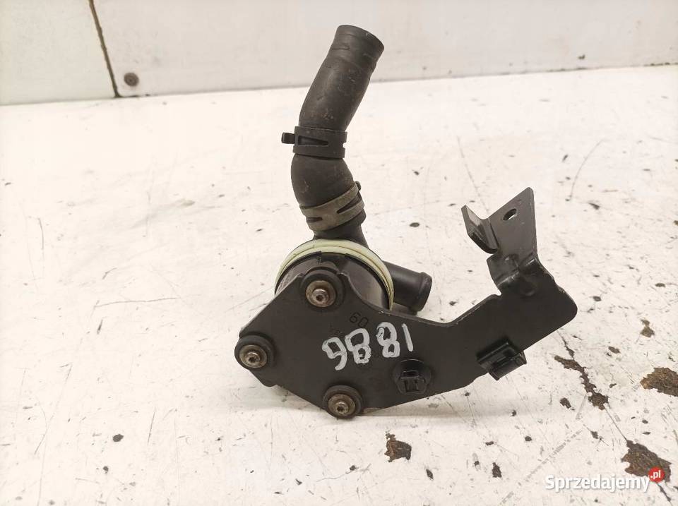 POMPA WODY DODATKOWA OBIEGU 03L965561A 20 TDI