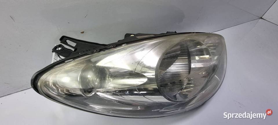 LAMPA PRAWA PRZÓD PEUGEOT 1007 KSH osobowe Lipno