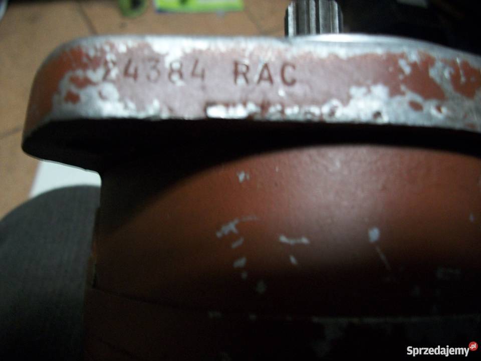 Pompa hydrauliczna 24384RAC małopolskie Olkusz sprzedam