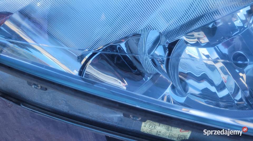 FORD FOCUS MK1 LIFT REFLEKTOR PRAWY LAMPA PRZÓD osobowe Ruda Śląska sprzedam