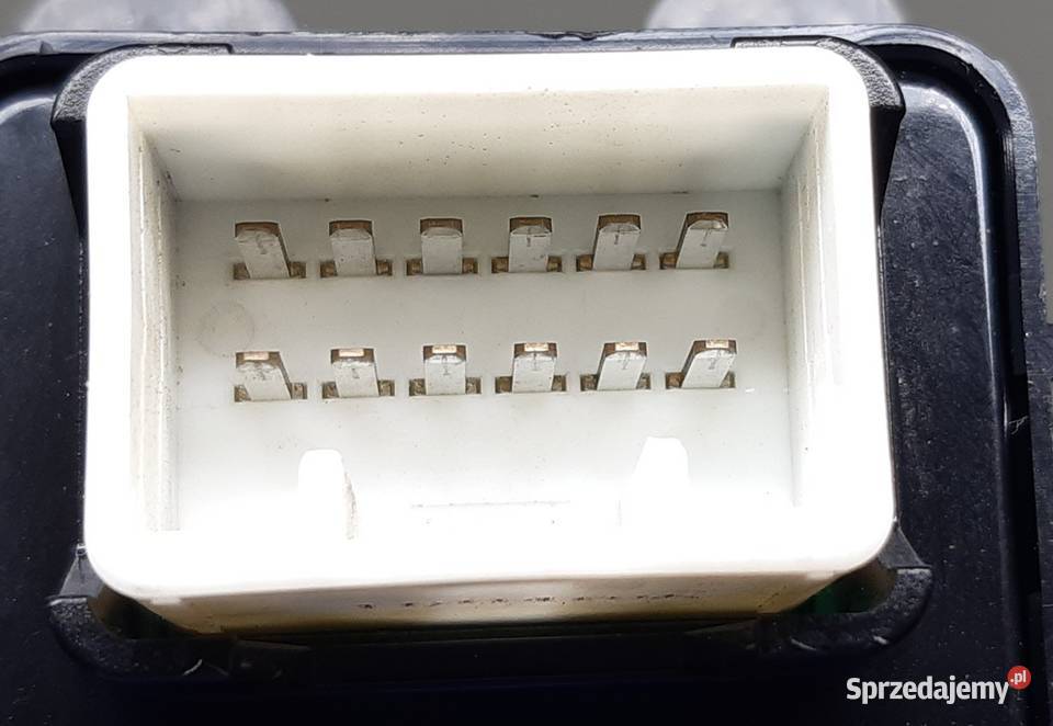 PRZEŁĄCZNIK WŁACZNIK SZYBY TYŁ TUCSON III panele sterowania, przełączniki Wyposażenie wnętrza dolnośląskie