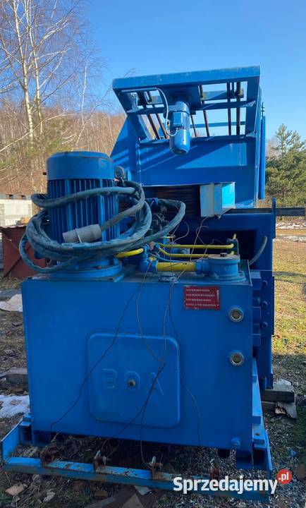 Belownica zgniatarka prasa do śmieci makulatury sprzedam