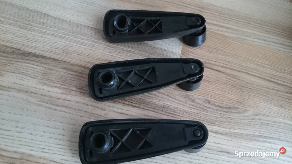 Korbki szyby Fiat 125p