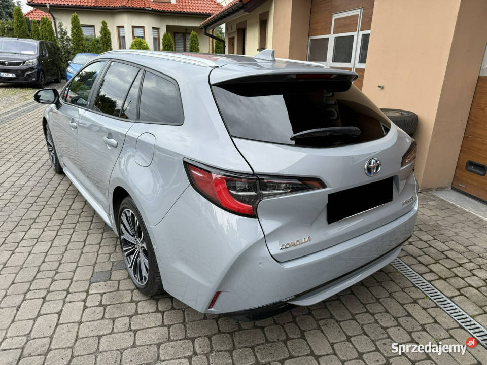 Toyota Corolla 20 Hybrid Team D E21 2019 czujnik martwego pola Orzech