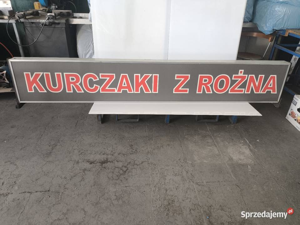 Szyld znak kaseton kurczak z rożna gablota z Warszawa