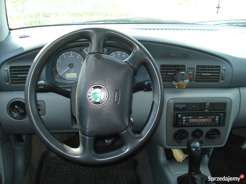 Skoda Octavia 16 GLX Rok produkcji 1998 podlaskie sprzedam