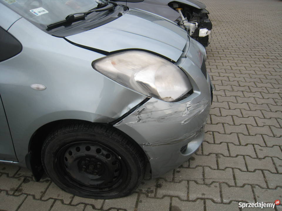 Toyota Yaris II Luna 13 USZKODZONY Yaris Bielsko-Biała