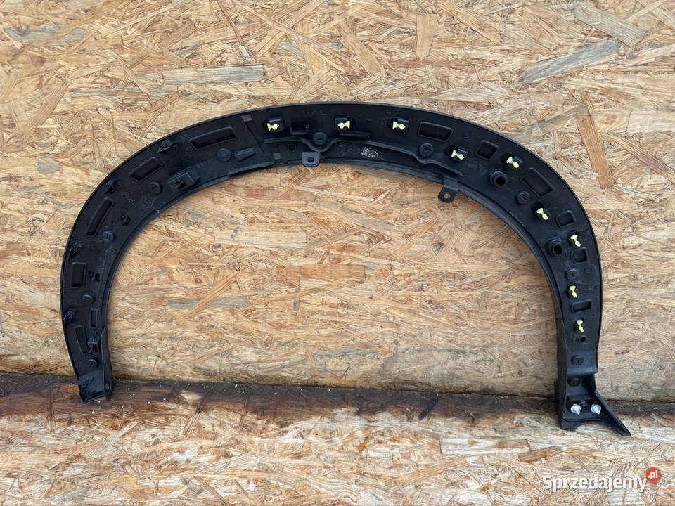 Listwa błotnika przód prawa rh Nissan Ariya Rok produkcji 2023 Sieraków