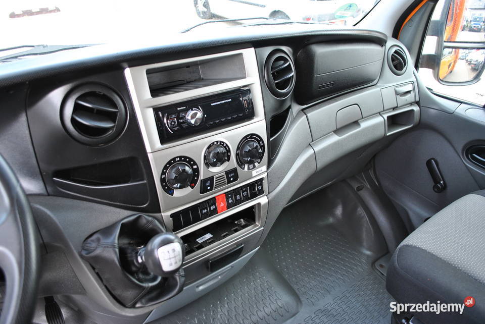 Iveco Daily 30 Doka Dubel Kabina Skrzynia 140KM Sierakowice