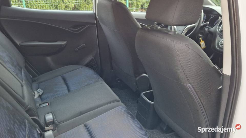 Hyundai IX20 w świetnym stanie biały ix20 Ropczyce