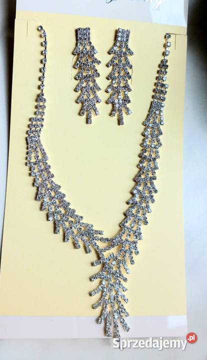 Komplet biżuterii z cyrkoniami